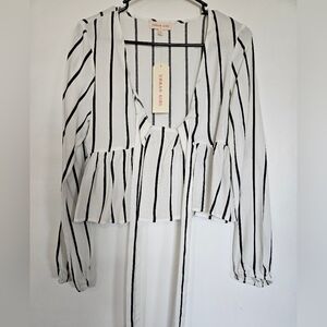 NWT Urban Girl White Black Stripes Top Blouse Long Sleeves